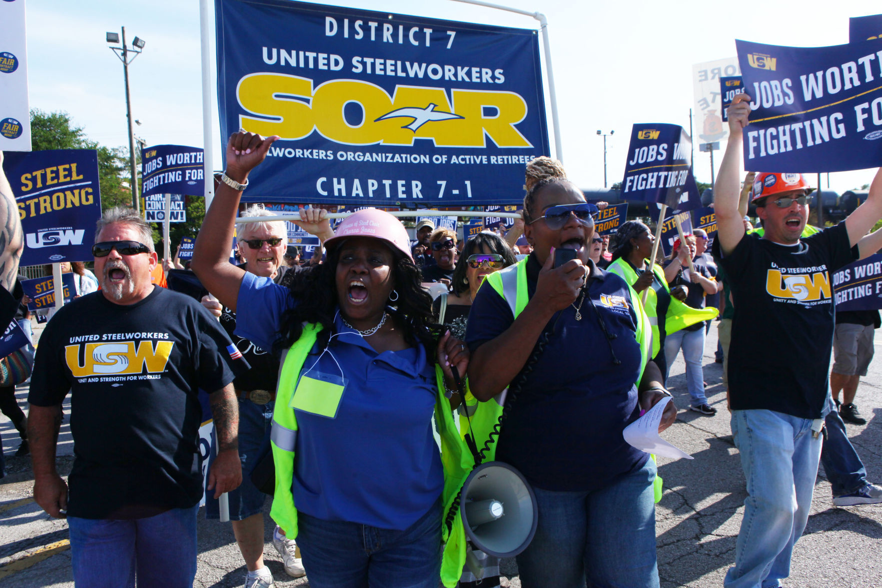 Steelworkers rally in Gary